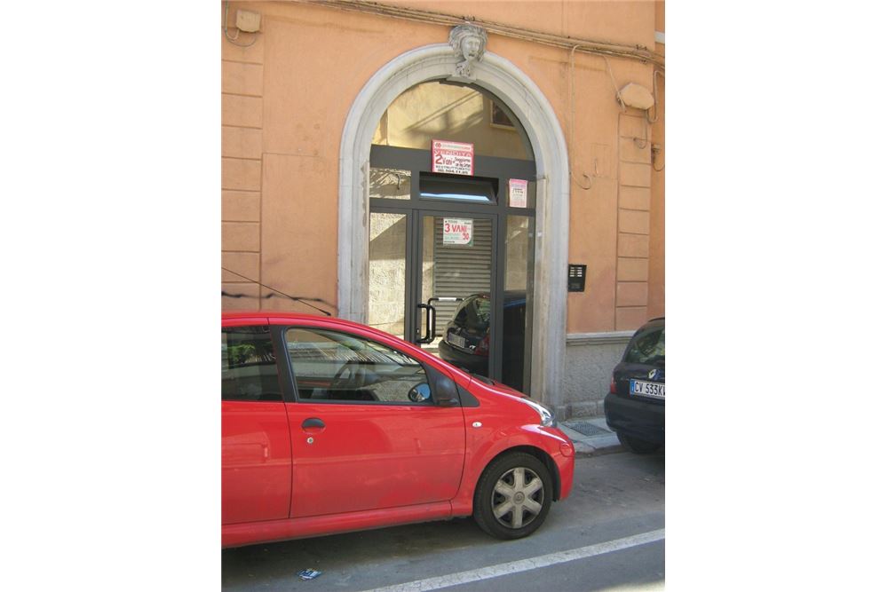  bari vendita quart: carrassi re-max-acquachiara