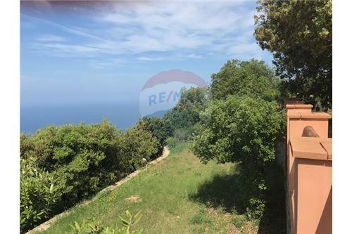 Villa Unifamiliare - Indipendente MONTE ARGENTARIO vendita  Porto Santo Stefano - Zona Panoramica  RE/MAX Silver