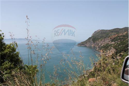 Villa MONTE ARGENTARIO vendita  Porto Santo Stefano - Zona Panoramica  RE/MAX Silver