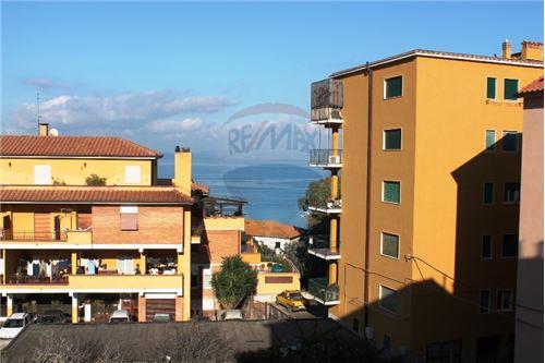  monte-argentario vendita quart: porto santo stefano - centro re-max-silver