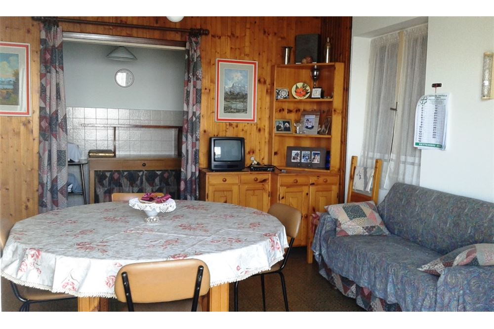 Villa Unifamiliare - Indipendente CARENNO vendita    RE/MAX Expo