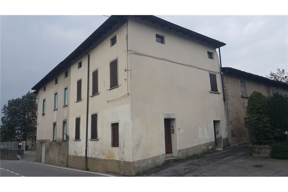 Rustico - Cascina BARZANA vendita    RE/MAX Expo