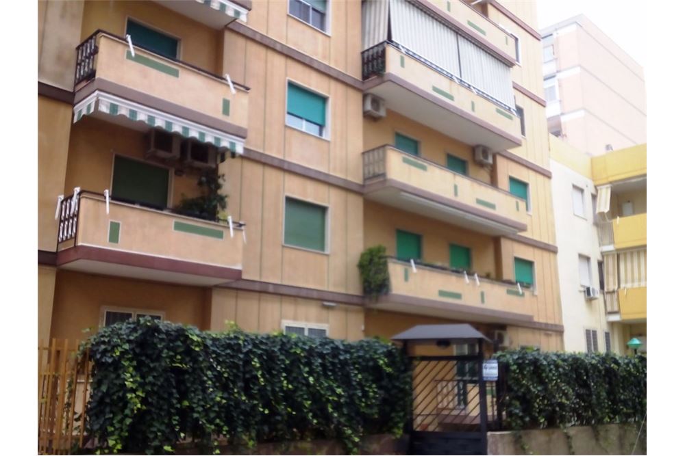  bari vendita quart: san paolo re-max-acquachiara