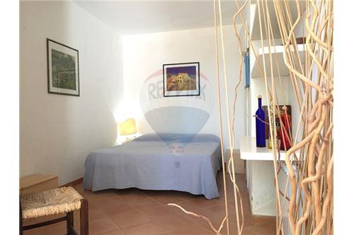 Villa ORBETELLO vendita  Ansedonia  RE/MAX Silver