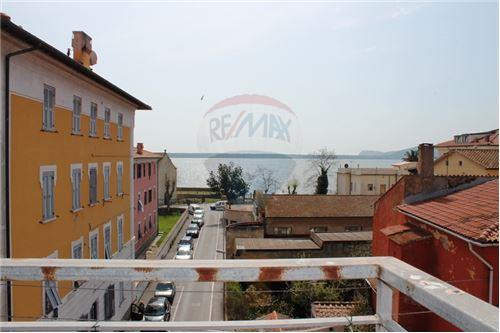  orbetello vendita quart:  re/max silver