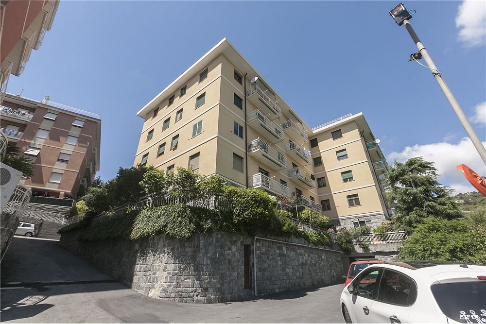 Appartamento GENOVA vendita  Sestri Borzoli  RE/MAX Med