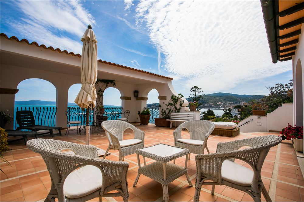 Villa Bifamiliare MONTE ARGENTARIO vendita  Porto Santo Stefano - Centro  RE/MAX Silver