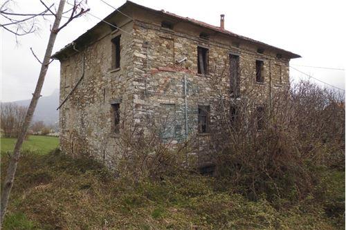 Rustico - Cascina BARDI vendita    RE/MAX Alfa