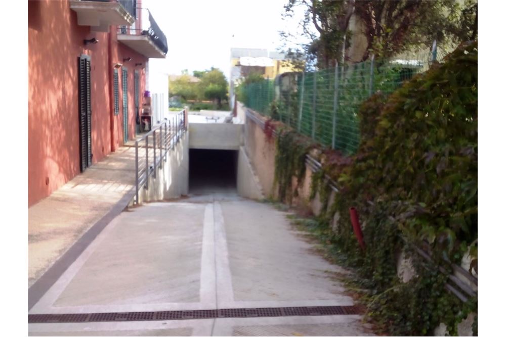 Ufficio - Loc.Com. BARI affitto  S. Pasquale  RE/MAX Acquachiara