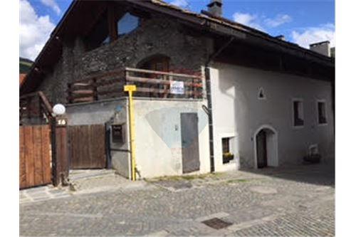  bardonecchia vendita quart:  re-max-sfera