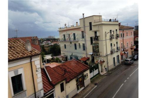 Appartamento SALERNO vendita  Zona Industriale San Leonardo  RE/MAX Incentro