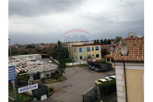 Appartamento SALERNO vendita  Zona Industriale San Leonardo  RE/MAX Incentro