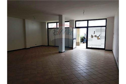 Negozio - Loc.Com. BARI vendita  Fesca  RE/MAX Acquachiara
