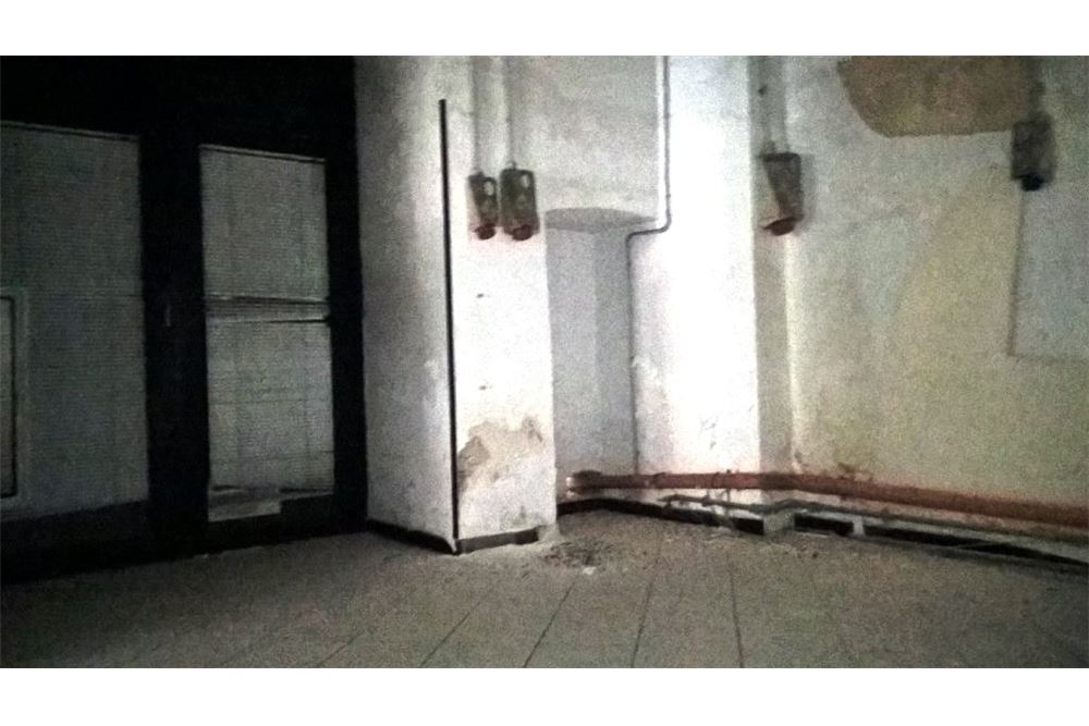 Negozio - Loc.Com. BARI vendita  Murat  RE/MAX Acquachiara