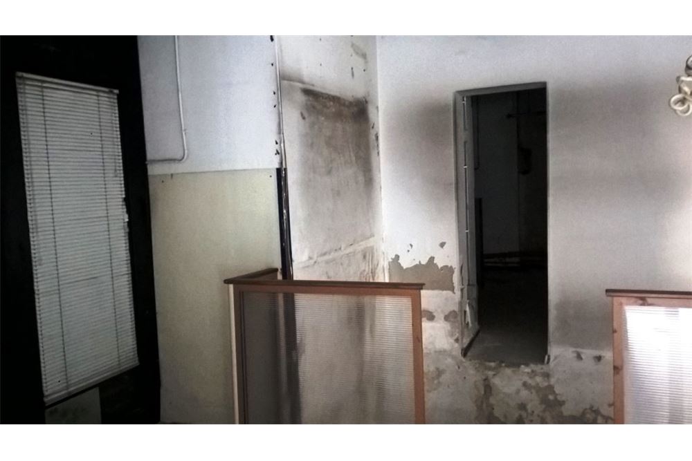 Negozio - Loc.Com. BARI vendita  Murat  RE/MAX Acquachiara