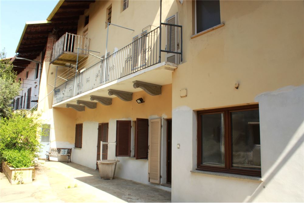 Villa BORGOMASINO vendita    RE/MAX Unit