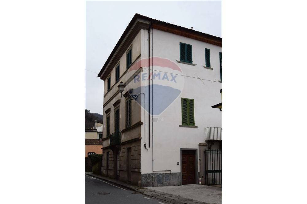 Appartamento BAGNI DI LUCCA vendita    RE/MAX Domus Consulting