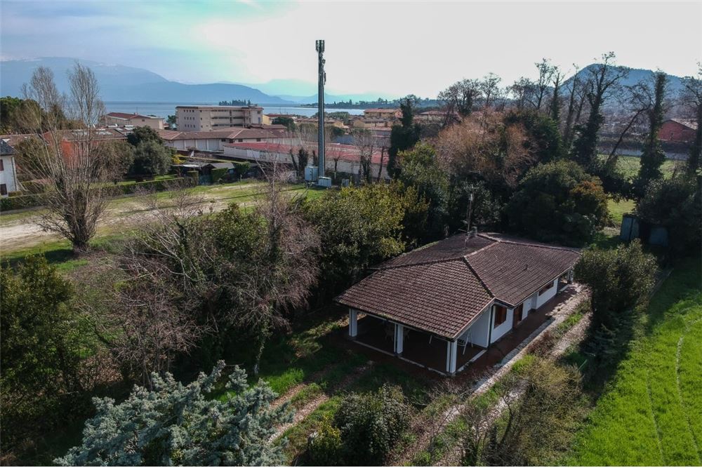 Villa MANERBA DEL GARDA vendita    RE/MAX Edilfin