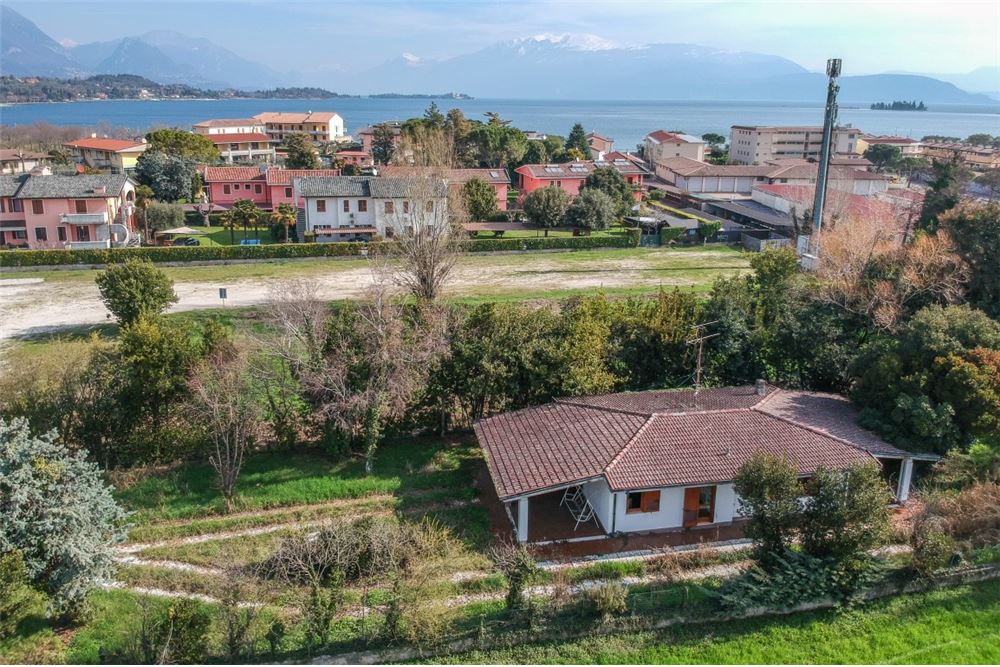 Villa MANERBA DEL GARDA vendita    RE/MAX Edilfin