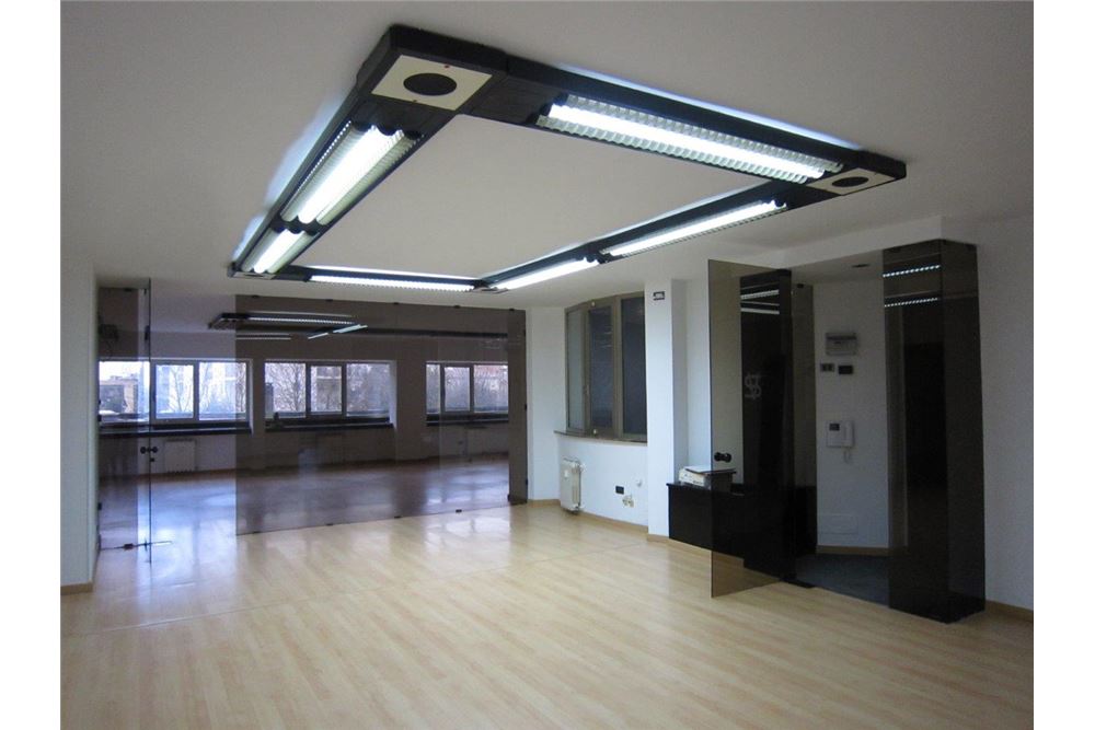 Ufficio - Loc.Com. PERUGIA affitto  Case Bruciate  RE/MAX Famosa