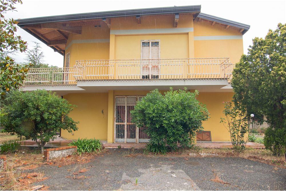 Villa MASCALUCIA vendita    RE/MAX City Home