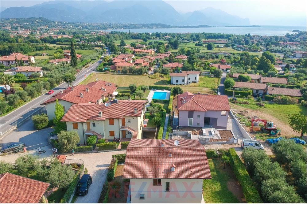 Villa MANERBA DEL GARDA vendita    RE/MAX Edilfin