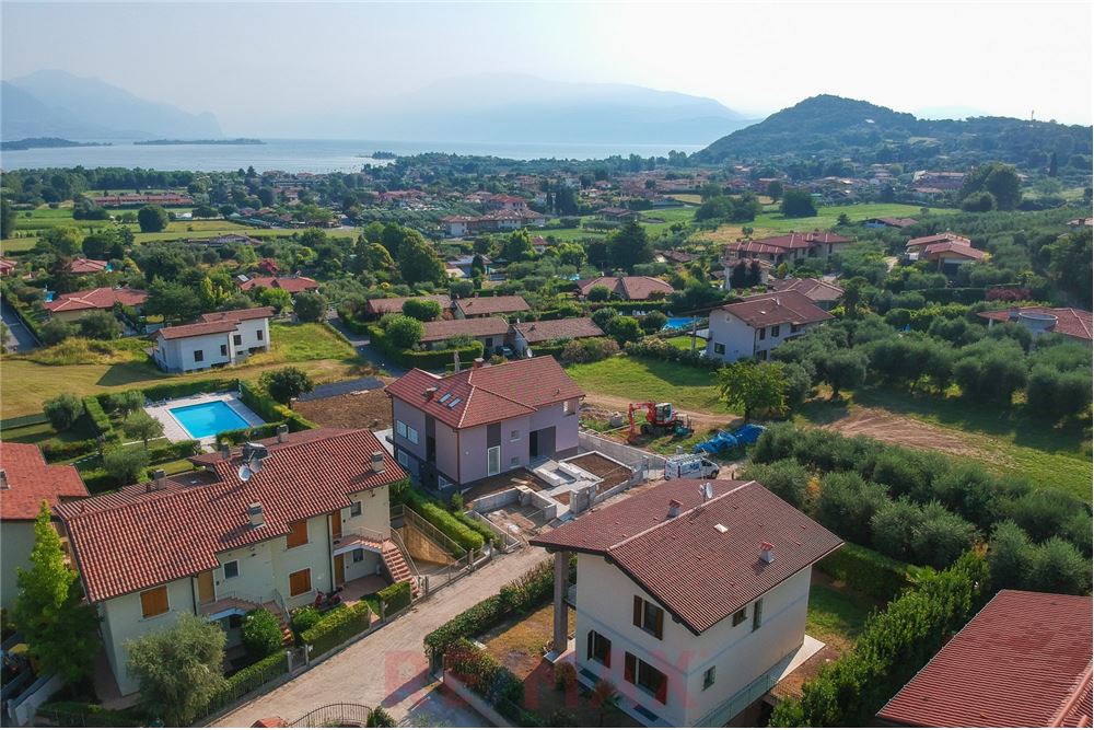 Villa MANERBA DEL GARDA vendita    RE/MAX Edilfin