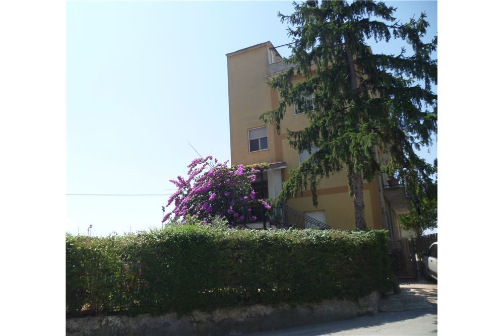 Villa Unifamiliare - Indipendente SAN VITO CHIETINO vendita    RE/MAX People