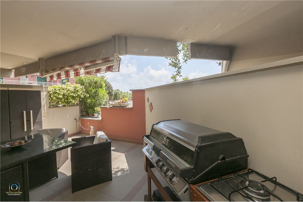 Appartamento ARENZANO vendita    RE/MAX Med