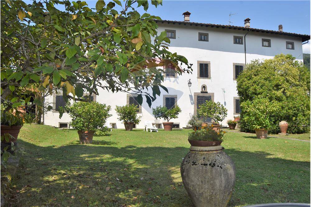 Villa BAGNI DI LUCCA vendita  Fornoli  RE/MAX Domus Consulting