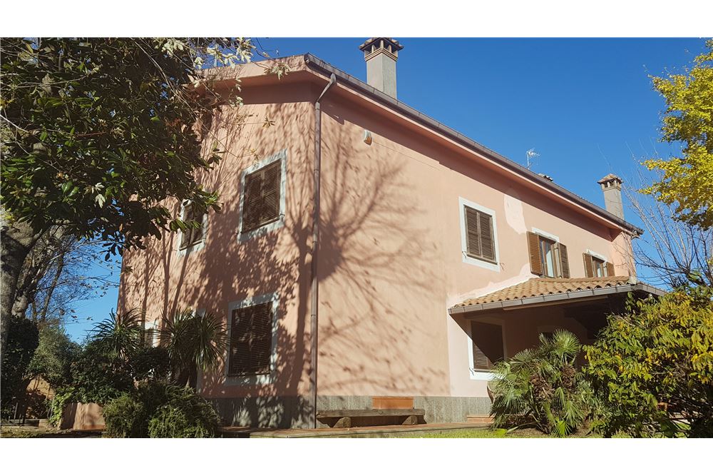 Villa Unifamiliare - Indipendente POMEZIA vendita  Centro  RE/MAX Belladomus