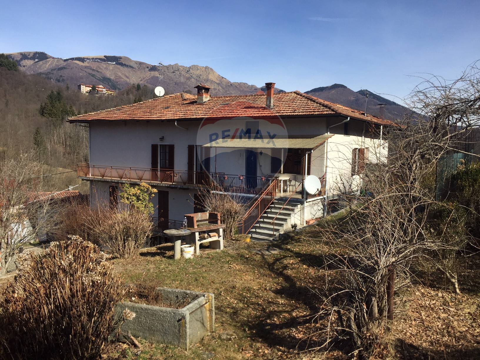  pettinengo vendita quart:  re/max unit