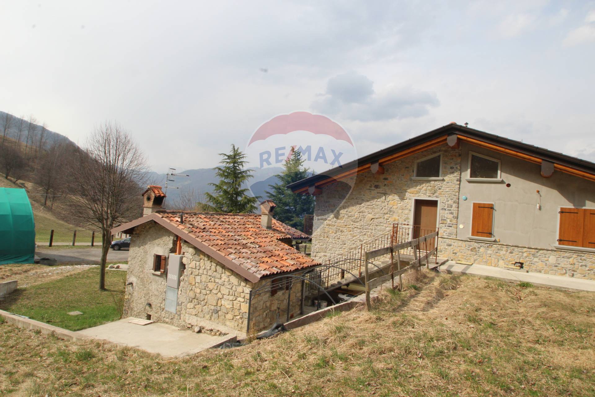  taleggio vendita quart: peghera re/max expo