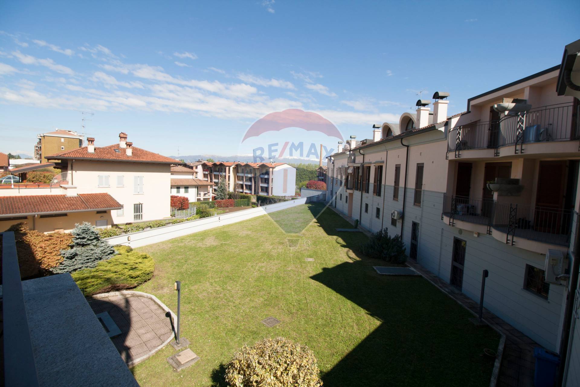 Appartamento BESANA IN BRIANZA vendita    RE/MAX Futura Immobiliare