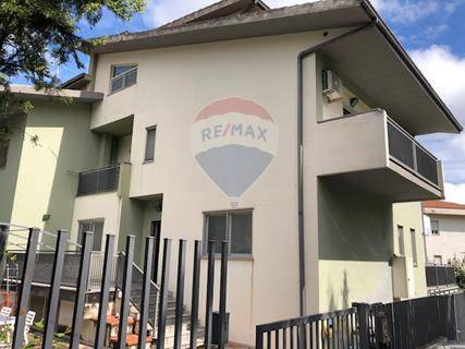  italia vendita quart: corigliano calabro stazione re/max team