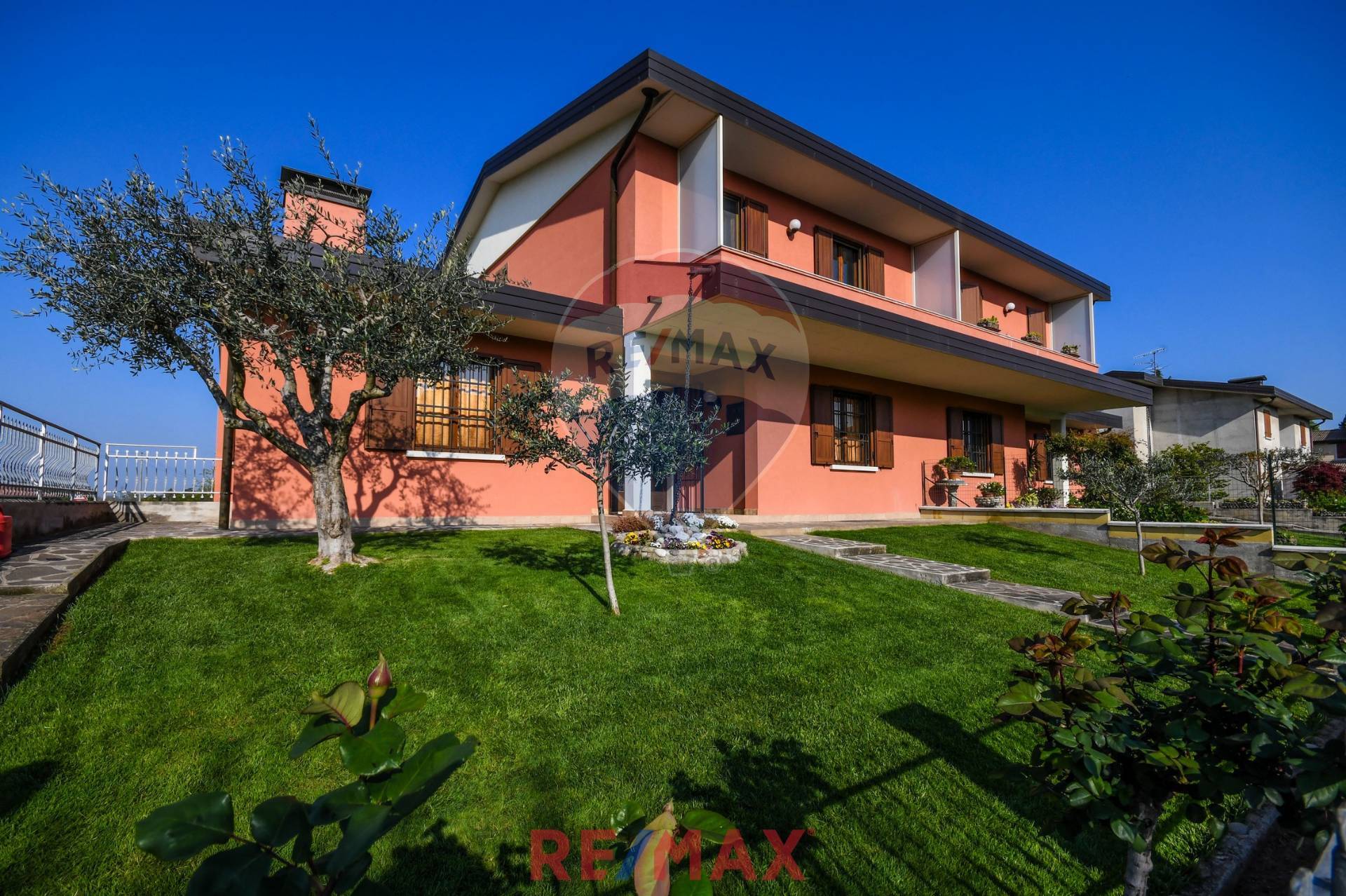 Villa LONATO DEL GARDA vendita    RE/MAX Edilfin