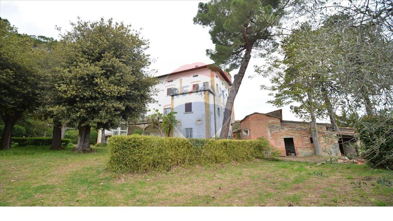 Villa MONTEPULCIANO vendita  Sant