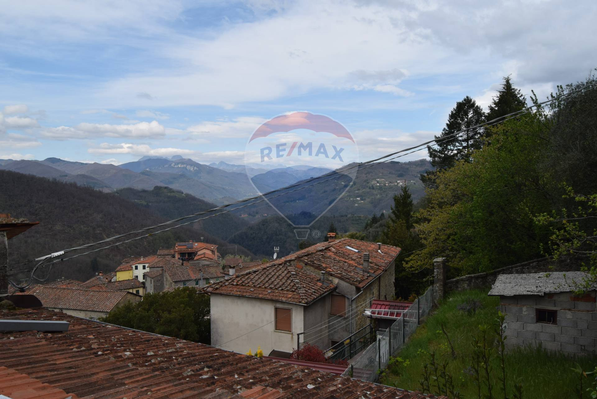 Appartamento BAGNI DI LUCCA vendita  Benabbio  RE/MAX Domus Consulting