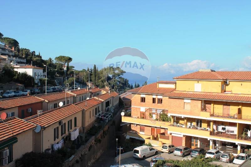 Appartamento MONTE ARGENTARIO vendita  Porto Santo Stefano - Centro  RE/MAX Silver