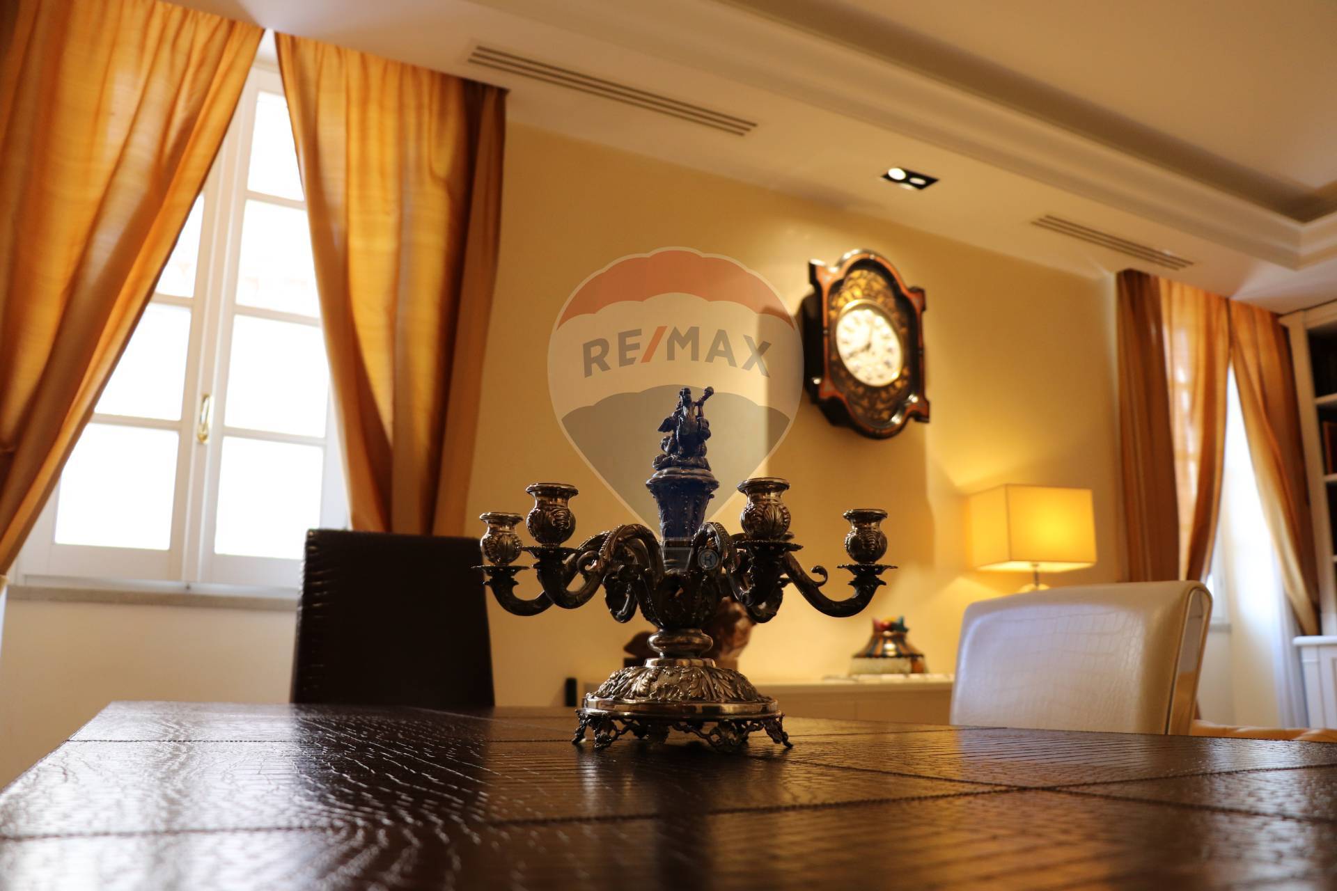 Appartamento ROMA vendita  Centro Storico  RE/MAX Acquachiara