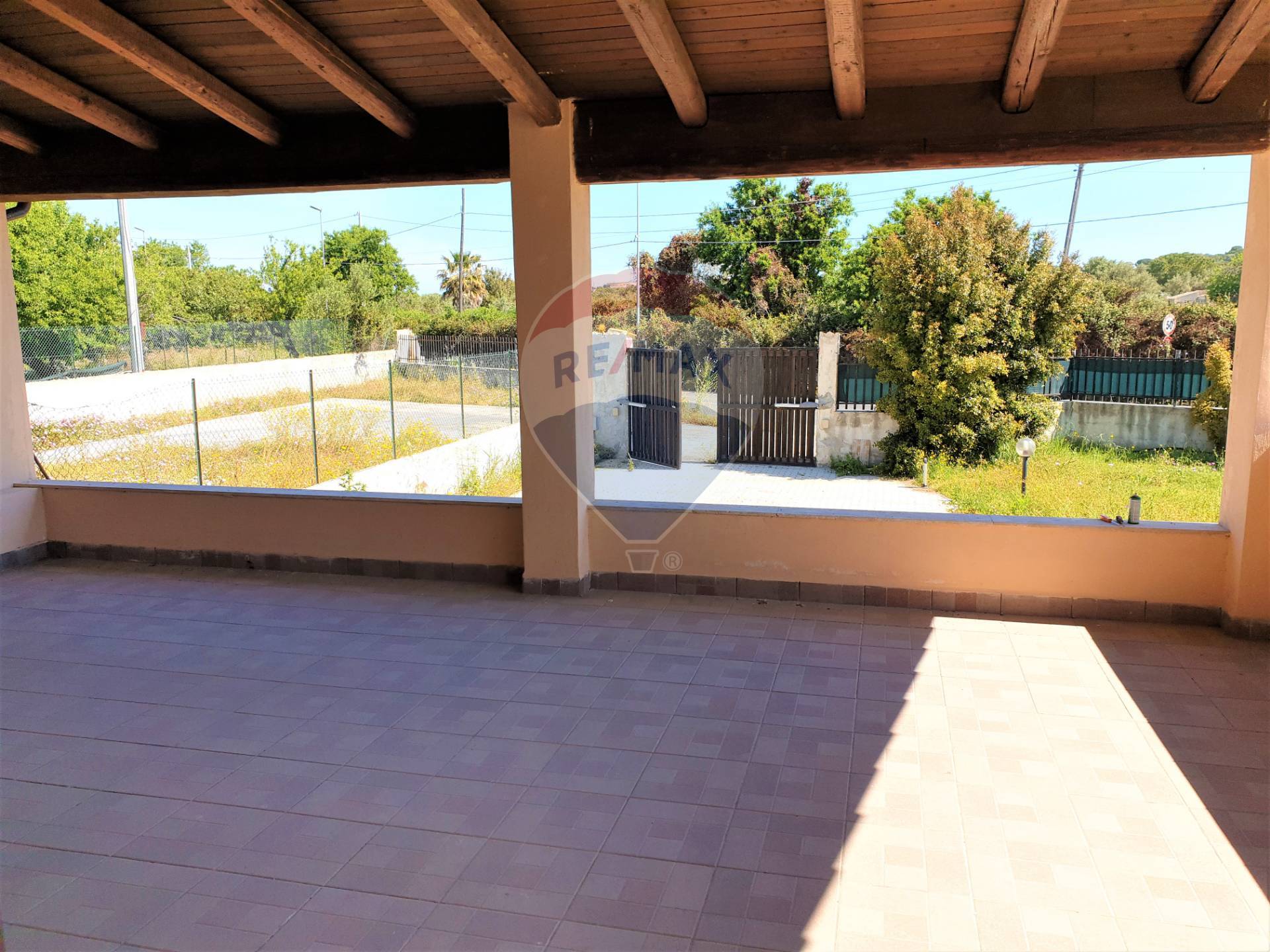 Villa AUGUSTA vendita    RE/MAX CasAffare