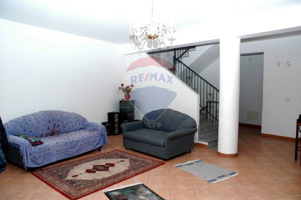 Villa GIARRE vendita  Santa Maria La Strada  RE/MAX Crea Casa