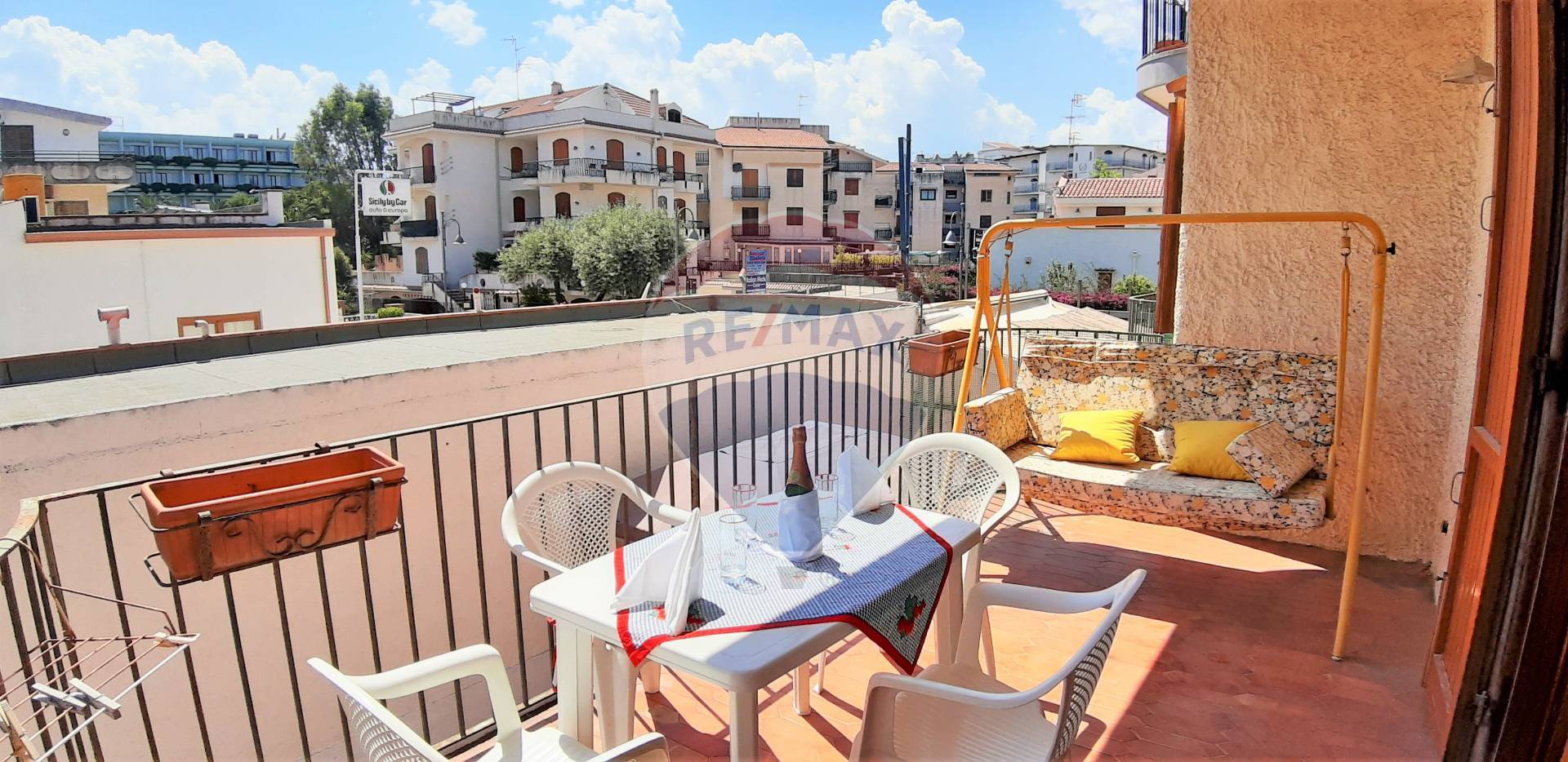 Appartamento GIARDINI-NAXOS vendita    RE/MAX Crea Casa