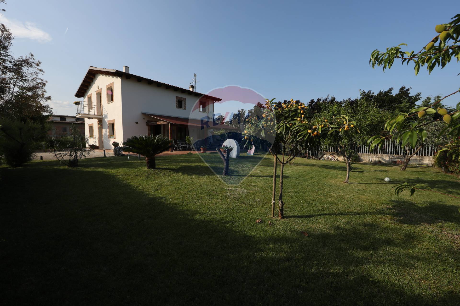 Villa MOZZAGROGNA vendita    RE/MAX People