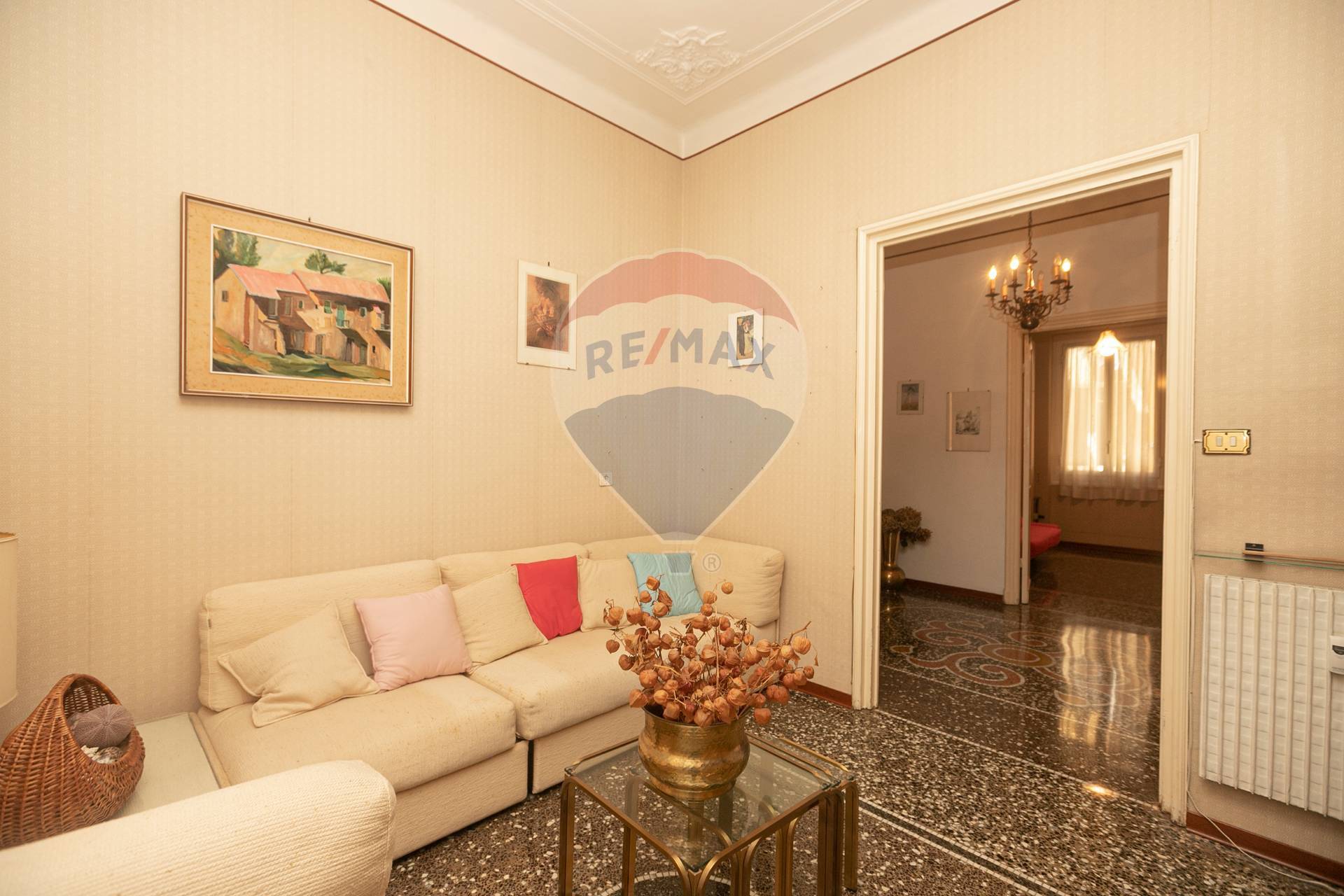  genova vendita quart: sestri ponente re/max med