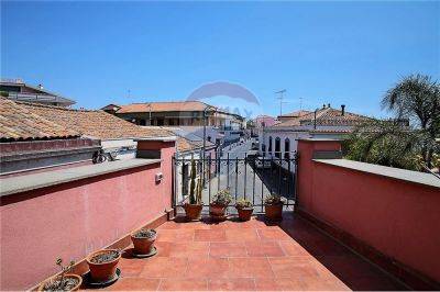 Villa Unifamiliare - Indipendente ACIREALE vendita  Santa Tecla Di Acireale  RE/MAX Estates