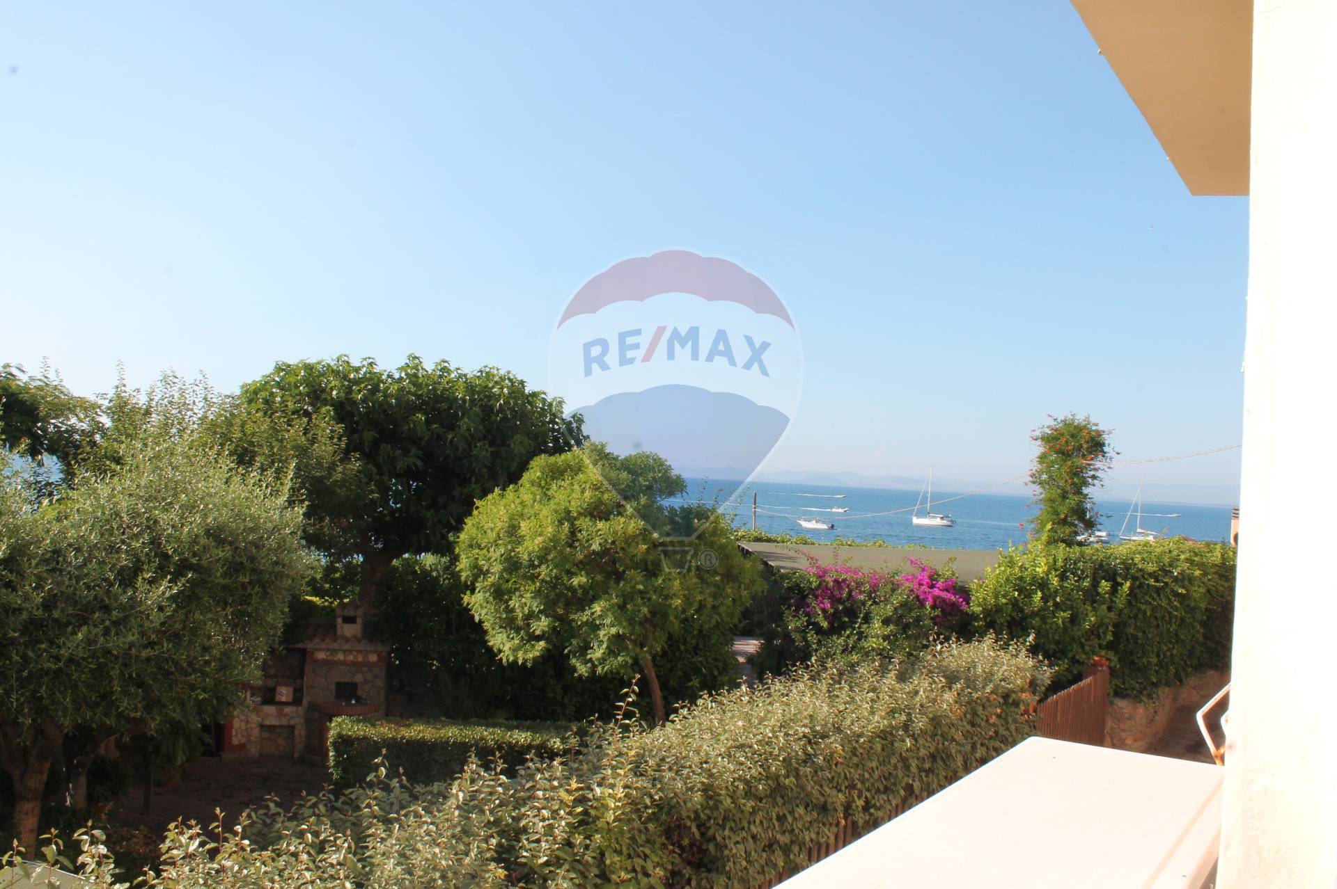 Appartamento MONTE ARGENTARIO vendita  Porto Santo Stefano - Pozzarello  RE/MAX Silver