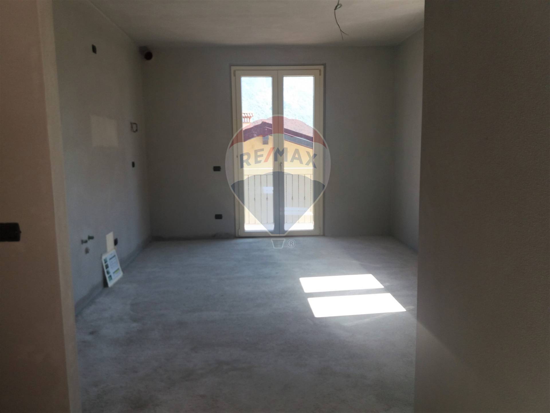 Appartamento TREMEZZO vendita    RE/MAX Essenza