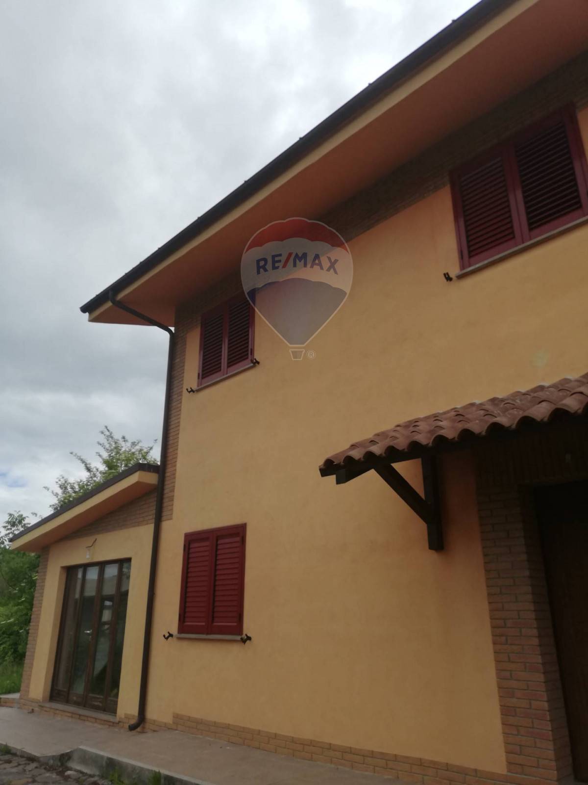 Villa LANCIANO vendita    RE/MAX People