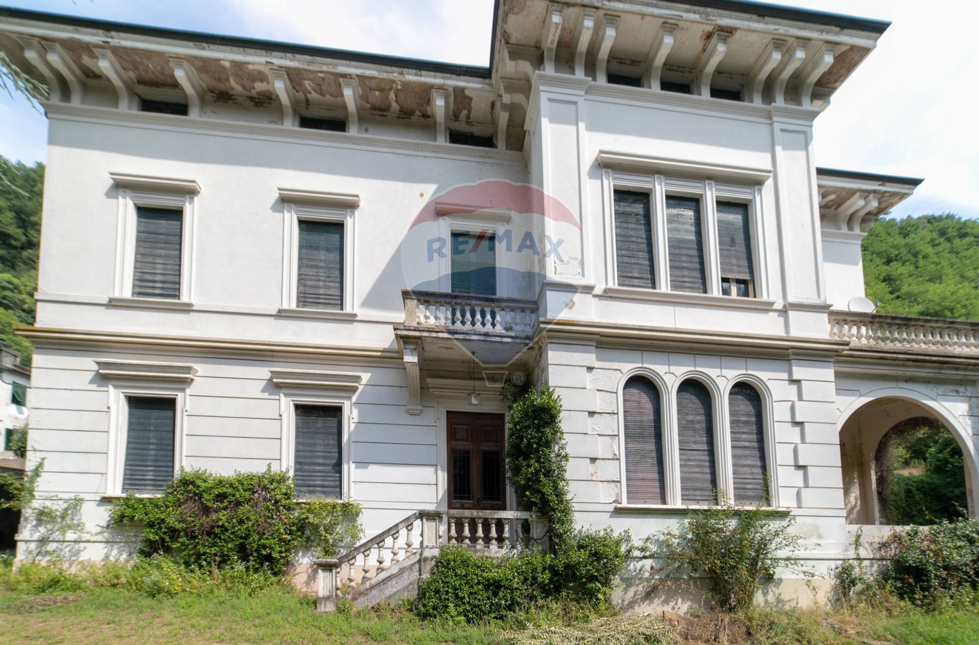 Villa BAGNI DI LUCCA vendita  Ponte a Serraglio  RE/MAX Domus Consulting